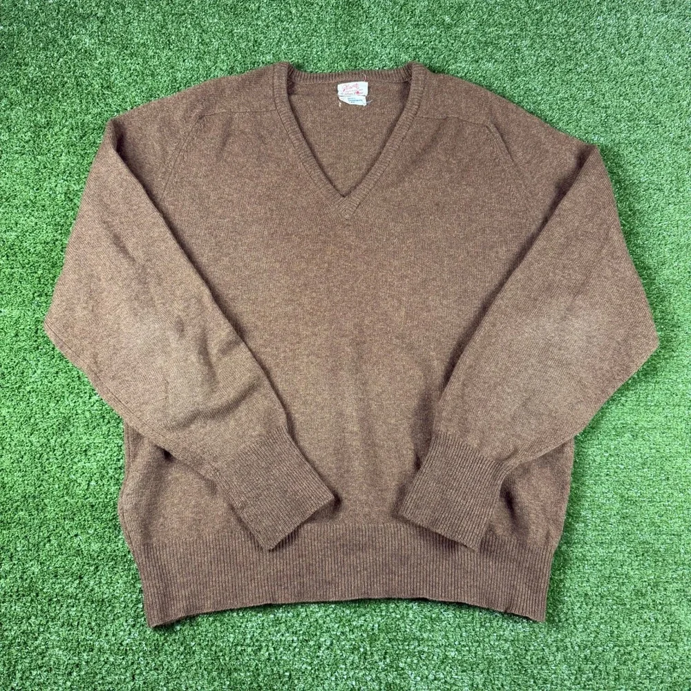 Alan Paine Stewart Brown V-Neck Sweater Mens 44 Pure Lambswool Made in England